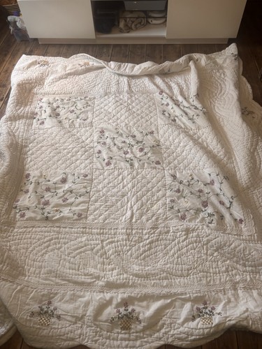 Cream quilted floral - cream,