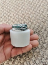 OLD POND'S COLD CREAM CLEANSING VINTAGE COLLECTIBLES MILKY GLASS JAR England