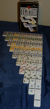 Double 9 Dominoes Complete coloured dots 55 doms in a tin