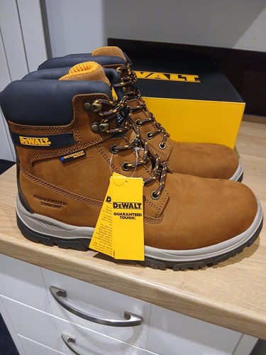 Dewalt titanium waterproof - dewalt, s7