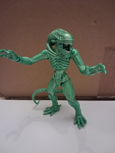 Alien xenomorph kenner action - alien,