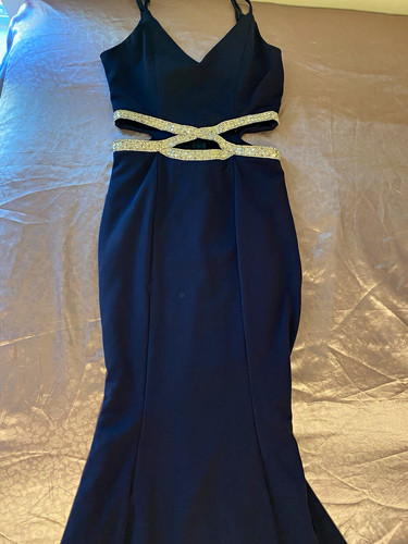 Windsor navy neck spaghetti - v-neck,