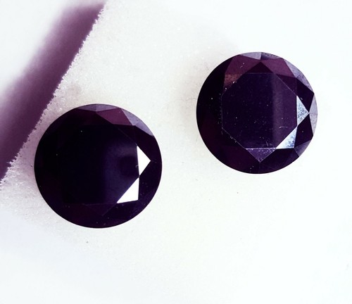 Loose gemstone synthetic black - gemstone,