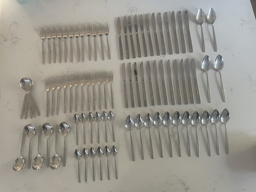 Oneida vanessa cutlery