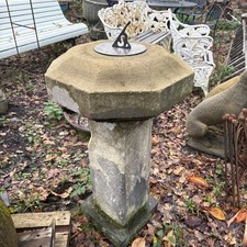 Large 18th Century carved stone English sundial Garden antique sundial feature  