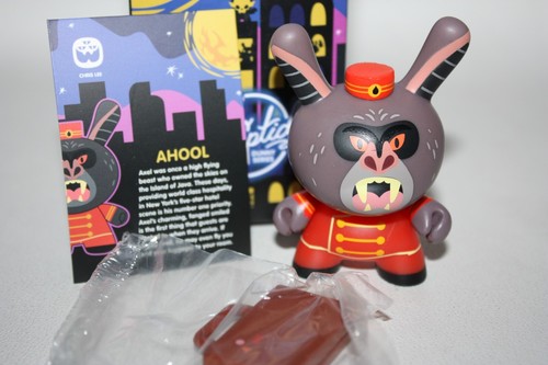 Kidrobot dunny 2018 city - dunny,