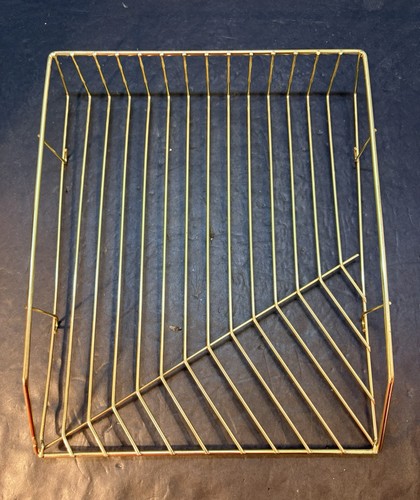 Vintage gold tone wire metal - gold,