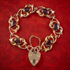 ANTIQUE VICTORIAN GARNET PADLOCK BRACELET 9CT GOLD 9.5CT TOTAL