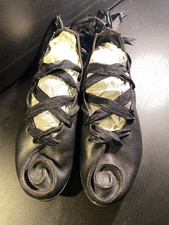 Trippen Schnecke black pumps