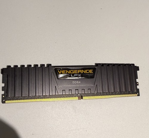 Corsair vengeance ddr4 - corsair,