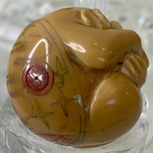 Vintage netsuke carved - vintage, tagua