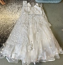 Asian Women's Lehanga Suit Traditional Chinese, Indian, and Punjabi Attire