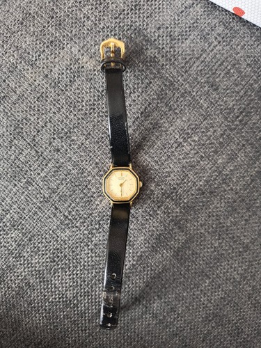 Vintage womens gold watch - womens,