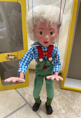Vintage pelham puppets - pelham,