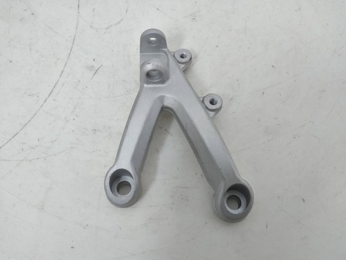 Benelli tnt 1130 left footrest - benelli,