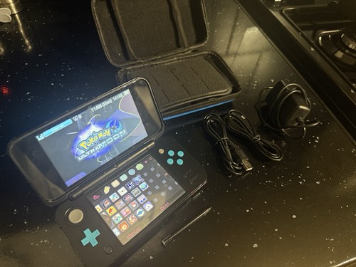 New nintendo 2ds bundle - 2ds,