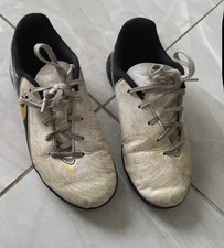 Boys Nike Astro Trainers Size