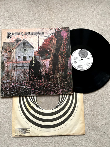 Black sabbath self titled uk - black, titled.