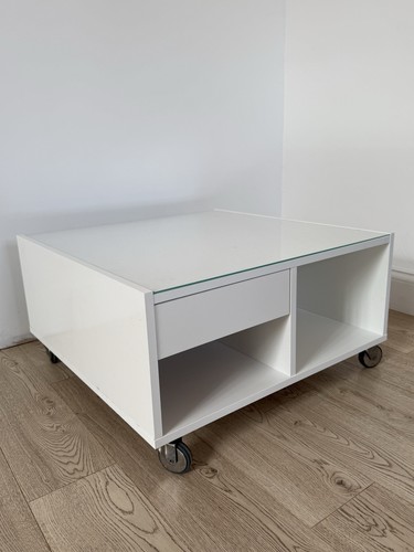White gloss ikea - gloss, boksel