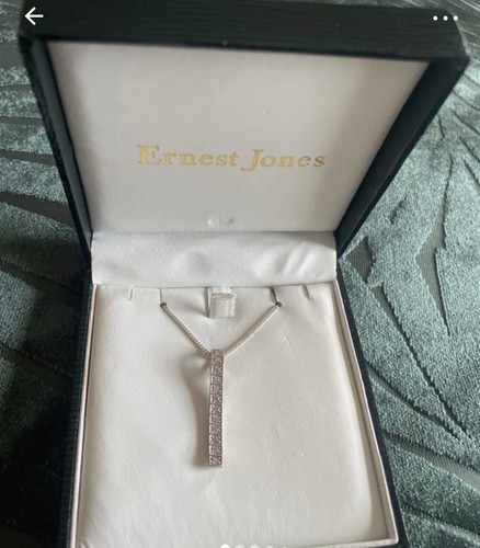 Ernest jones silver pendant