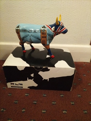 Cow parade cower bridge 6005 - cow,