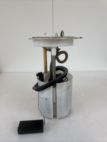 Fuel pump fits caddy mk3 - pump,