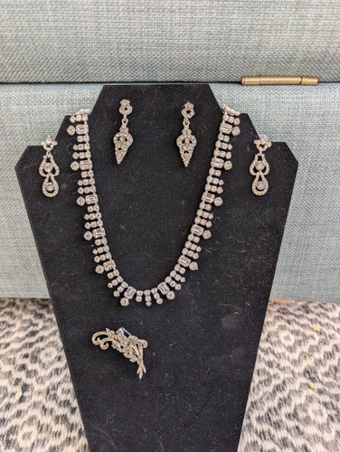 Vintage silver toned - silver, diamond