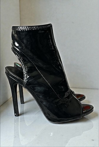 New look patent - pu, open