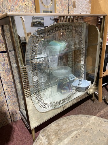 Atomic era display - era,