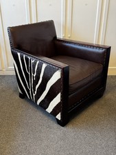 Vintage Colonial Style Club