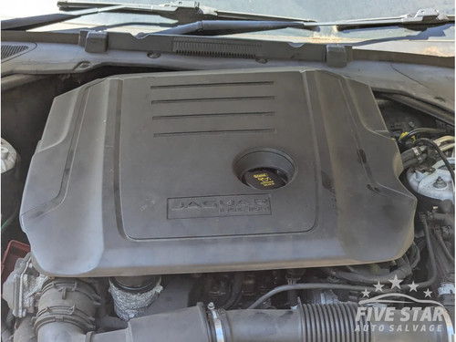 Jaguar top engine cover - top,