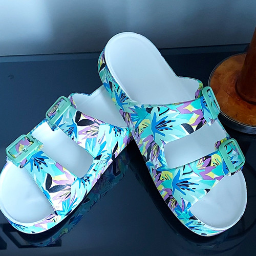 Tropical print sliders size - tropical,
