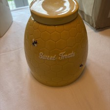Yellow Bee Sweet Jar