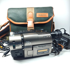 Sony Handycam CCD-TRV46E Camcorder 72x NightShot Hi8 Tape Camera, Charger, Bag