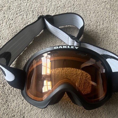 Oakley ski snowboard goggles - ski/snowboard,