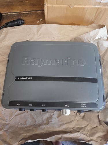 Raymarine ray260e e70089 class - ray260e,