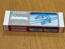 OO gauge Hornby Unbuilt R076 Lattice footbridge in sun faded box