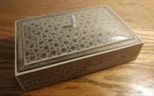 ATTRACTIVE VINTAGE SADELI TYPE