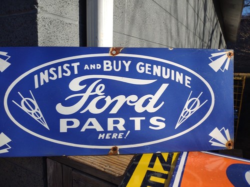 Vintage large ford porcelain - large,