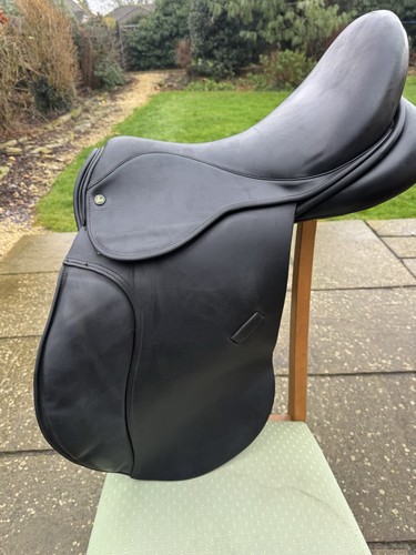Ideal saddle medium - ideal, 18”