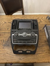 Land Rover Freelander 2 L329 Stereo and Controls Sat Nav