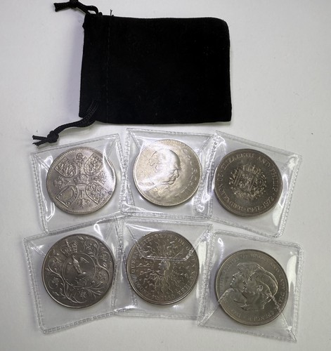 Queen elizabeth crowns - elizabeth,