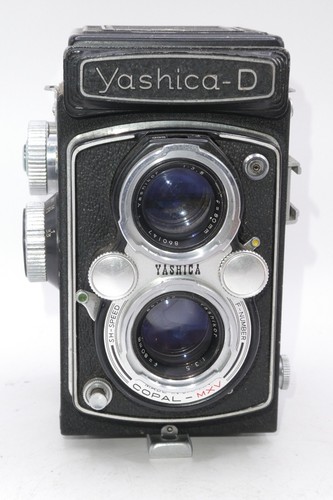 Yashica tlr camera - yashica-d,