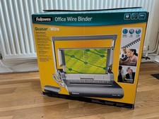 Fellowes QUASAR A4 office Wire Binder with accessories. Looks un-used.