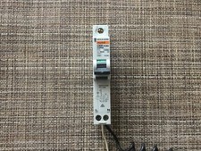 Merlin Gerin Multi9 C60H 32A