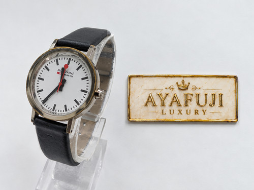Mondaine swiss railway watch - swiss,