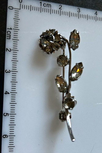 Silver tone floral - silver,