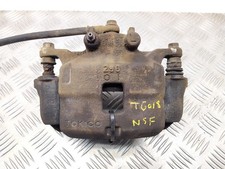 Mitsubishi L200 breaking