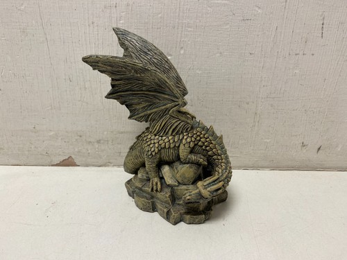 Land the dragons - the,