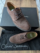 Oliver Sweeney Saunders